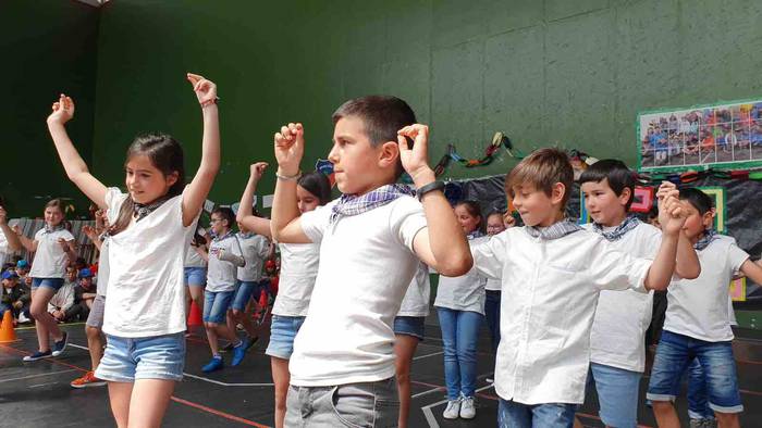 Fleming Herri Eskolako jaial 8 1560428856687