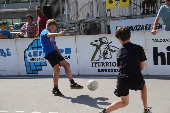 Kirol pixka bat, festan bete 18 1566471420973