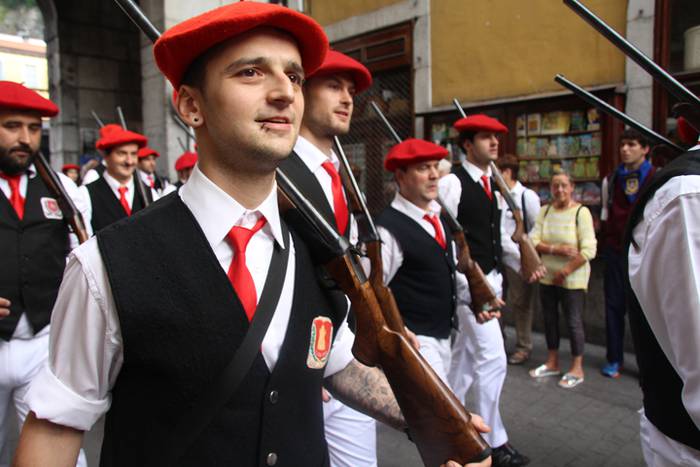 Lizarrez apaindutako kaleeta 191 1498480861428