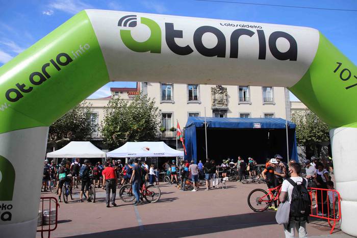 Irrintzi Txirrindularitza El 58 1633182236976