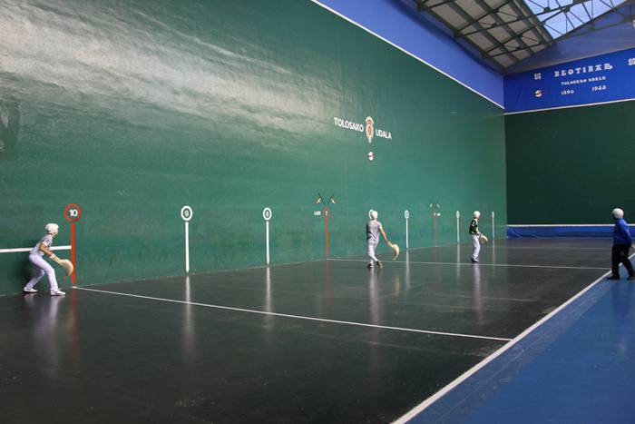 IV. Elolaren Oroimenezko zes 7 1512234536936