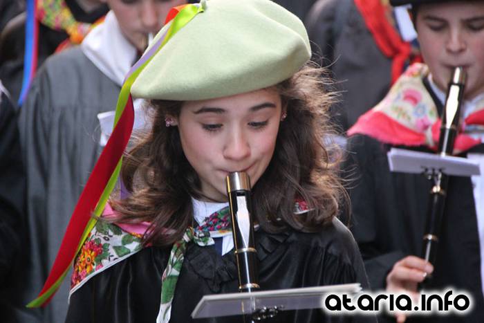 Ozenki Txistulari Taldea 2016 27 1454678386474