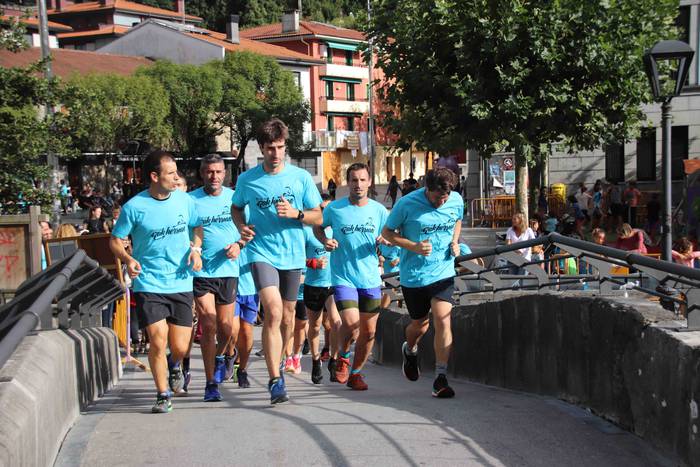 Emandakoa bueltan itzuli die 28 1567789890652