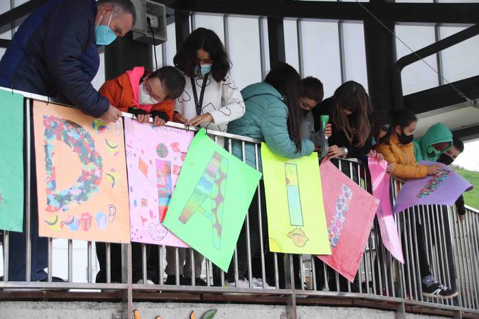 Herriko ikastetxeek 'Euskara 6 1607009868744