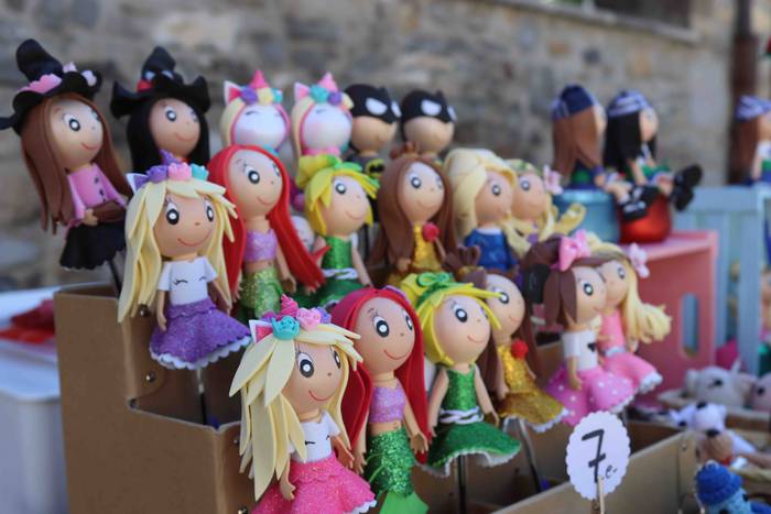 Artisau eta janari postuz be 20 1653821439282