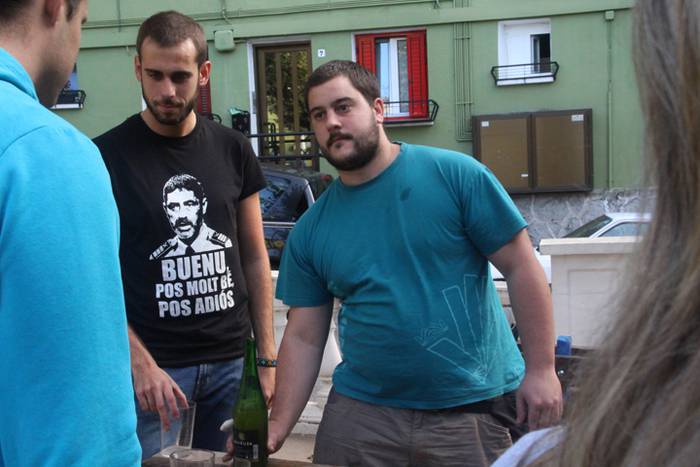 Sagardoz lagunduta jarraitu  11 1504375618651