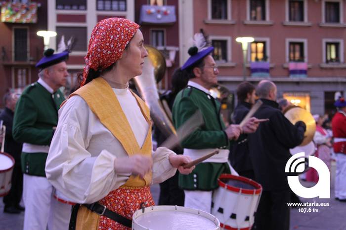 Helduak danborrei eraginez 11 1488049824286