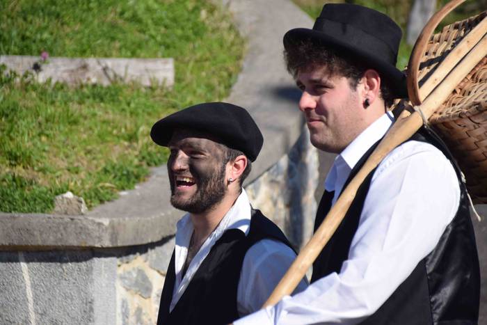 Makila hotsak Txindokipekoak 9 1582460896148