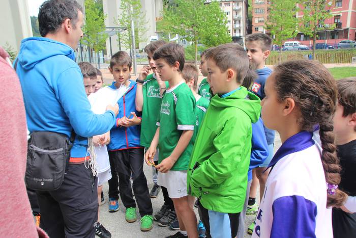 Zumardia elkartearen egitasmoa 24 1462646867941