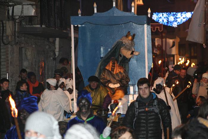 VILLABONAKO ERREGE MAGOEN DESFILEA 2017 26 1483976107169