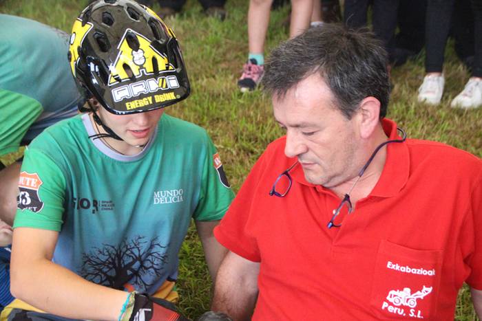 Erakustaldi batekin hasi dir 56 1496515271454