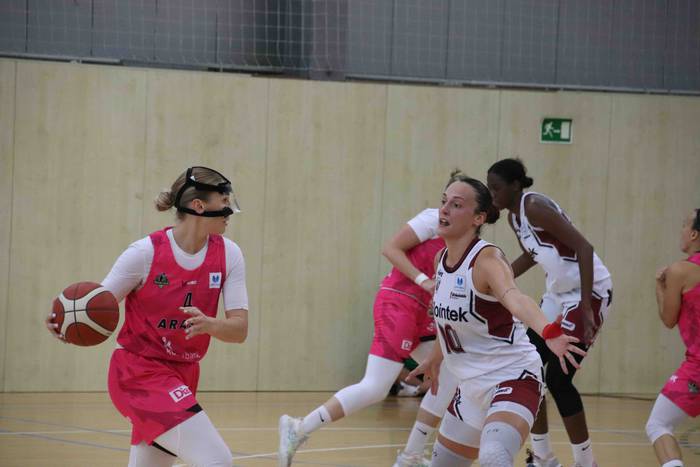 Emakumezkoen saskibaloiko Eu 5 1664214559367