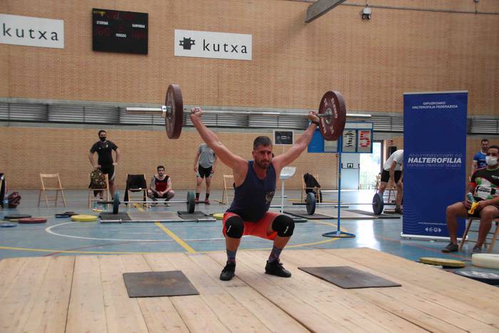 Susana Davila eta Mikel Alva 50 1619708691307