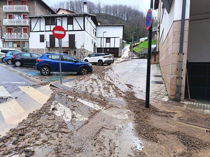 Abisu horia ezarri dute