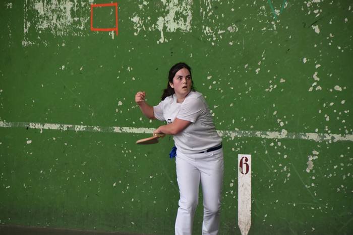 Giro onean ari da ospatzen B 7 1527960662838