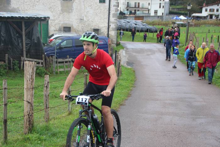 Jon Erguin eta Zuriñe Frutos 48 1508691810556