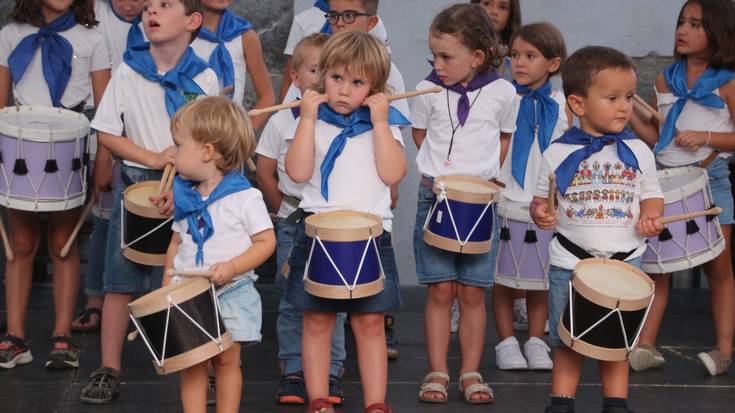 Erretiroa hartu duten udal langileek botako dute suziria