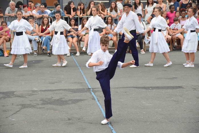 soka dantza santioak villabo 42 1532543990251