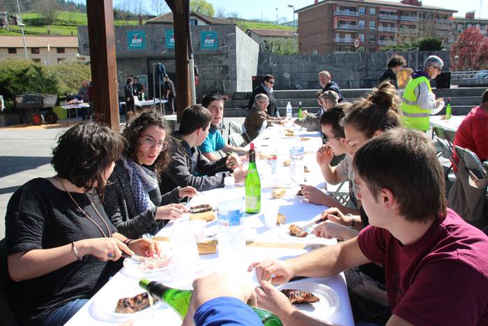 Jai giroa eta aldarrikapena 214 1489937772066