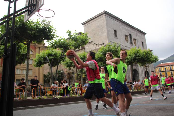 Saskibaloiak Tolosa hartu du 49 1654973421941