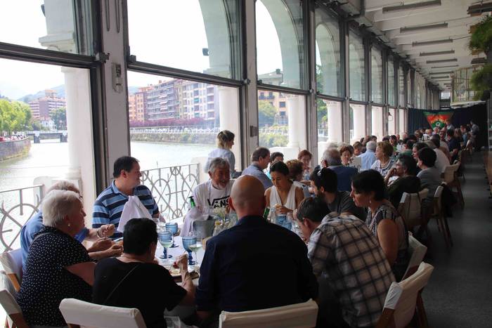 Giro ederrean ospatu dute Bi 24 1559492464757