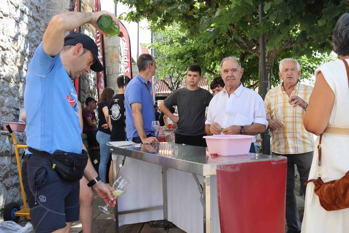 Beroari aurre egiteko, sagar 18 1659872996690