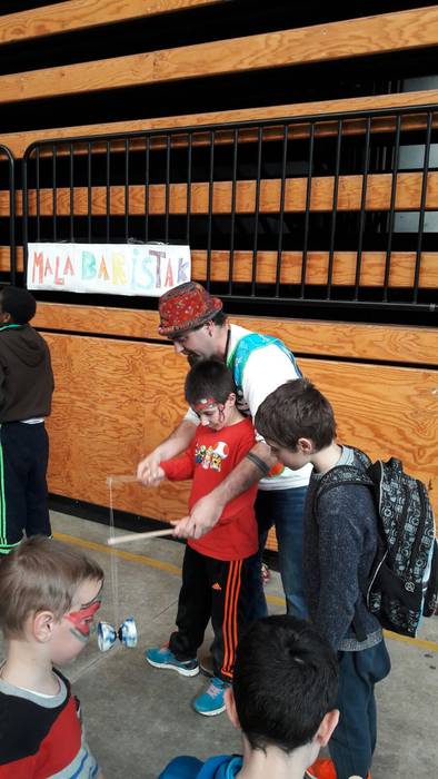 Iruran ere hasi dira Korrika 10 1490983355386