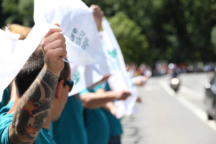 "Gu bezala, beste 100.000 za 105 1528637506167