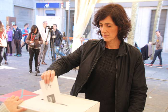 Aurpegi ezagunak bozka emate 57 1489931344621