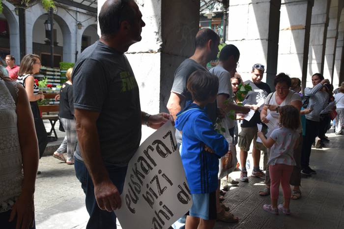 Arnastu Euskara, lipdub 30 1495885741367