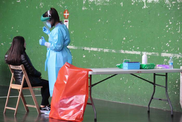 1.100 proba inguru egitea au 1 1605351395171