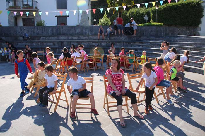 Mailot horia parte hartzaile guztientzat 3 1471109678907