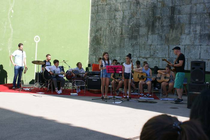 Amezketa san bartolome festa 2 1535466514401