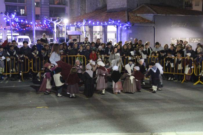 Olentzero eta Mari Domingi 2015 49 1450983308854