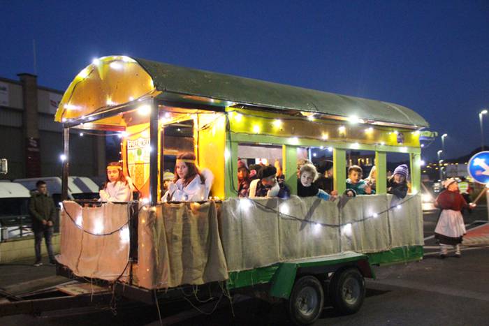 ERREGE MAGOEN DESFILEA IRURAN 2017 5 1483642400736