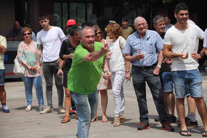 Aspertzeko betarik ez dago A 52 1564582443520