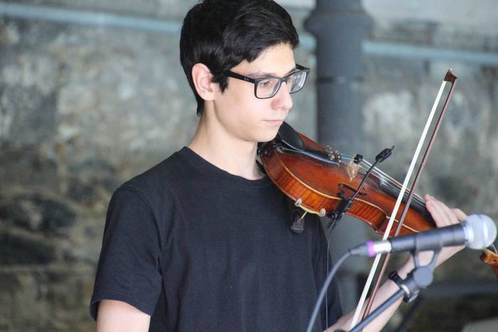 Sortzaileek ikusgarritasun h 10 1559407814723