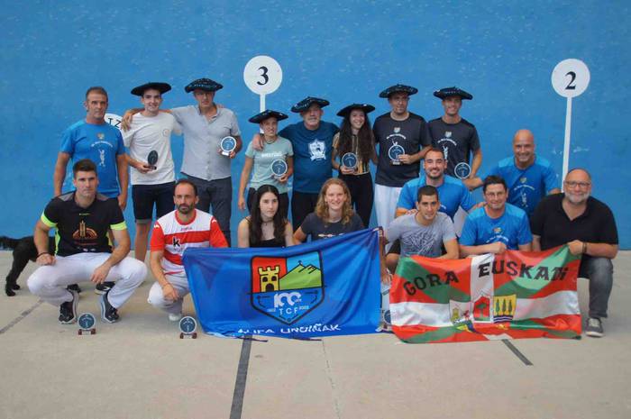 Banatu dituzte txapelak 54.  1 1659950145191