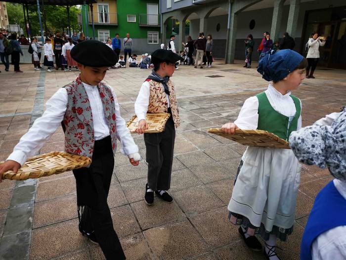 Irura, dantzari txiki eguna 4 1557575351252