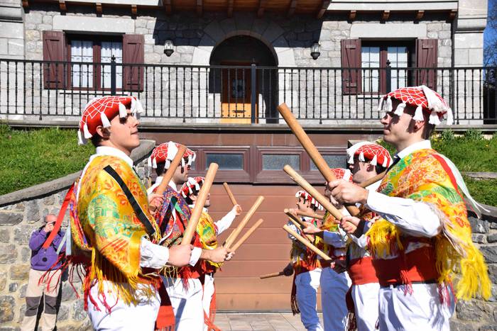 Makila hotsak Txindokipekoak 6 1582460894230