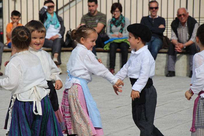 Suziria lehertzearekin bater 15 1494695611675