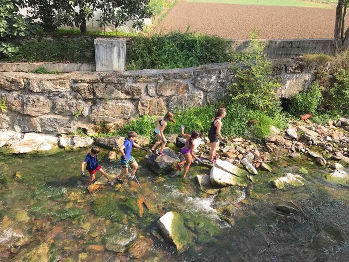 Ibarrako gazteek erreka garb 9 1532681555304