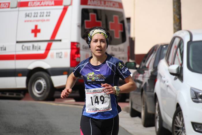 Aitziber Ibarbia eta Julen L 72 1525009282484