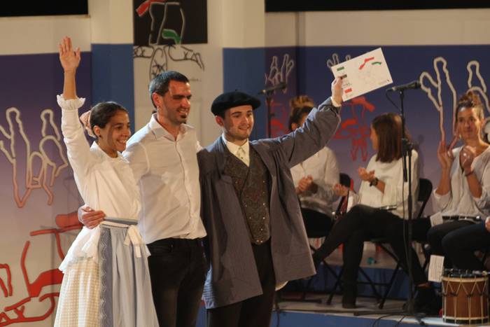 Txoriek kriskitinak joko bal 11 1508750071731