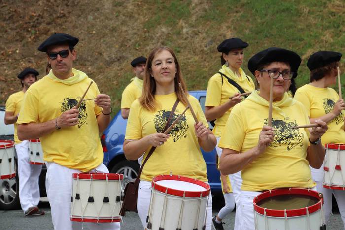 Danbor hotsek hartu dute Ama 37 1562504184183