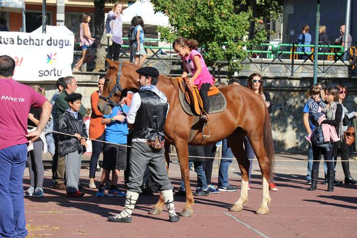 Euskal jaia eguna Anoetan 15 1476015431627