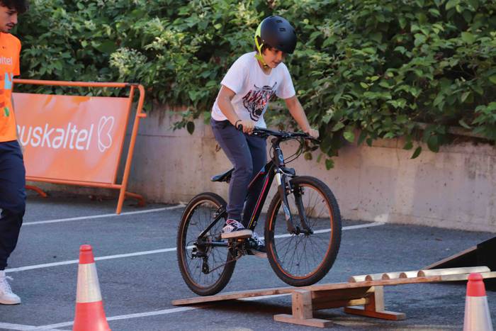 Kilometroak eguna, joko eta  37 1664724035517