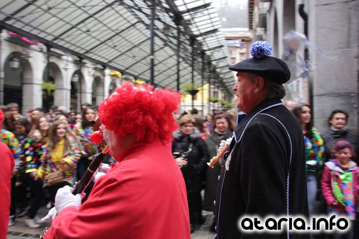 ostegun gizena 2016 kaleko giroa 70 1454602759031