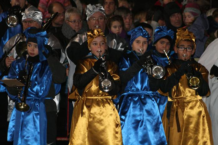 VILLABONAKO ERREGE MAGOEN DESFILEA 2017 55 1483976275514