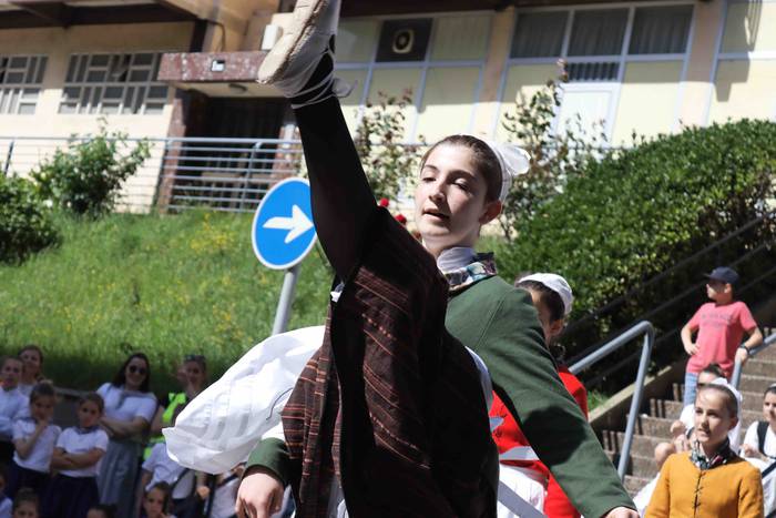 Dantzari eguna ari dira ospa 30 1652614050469